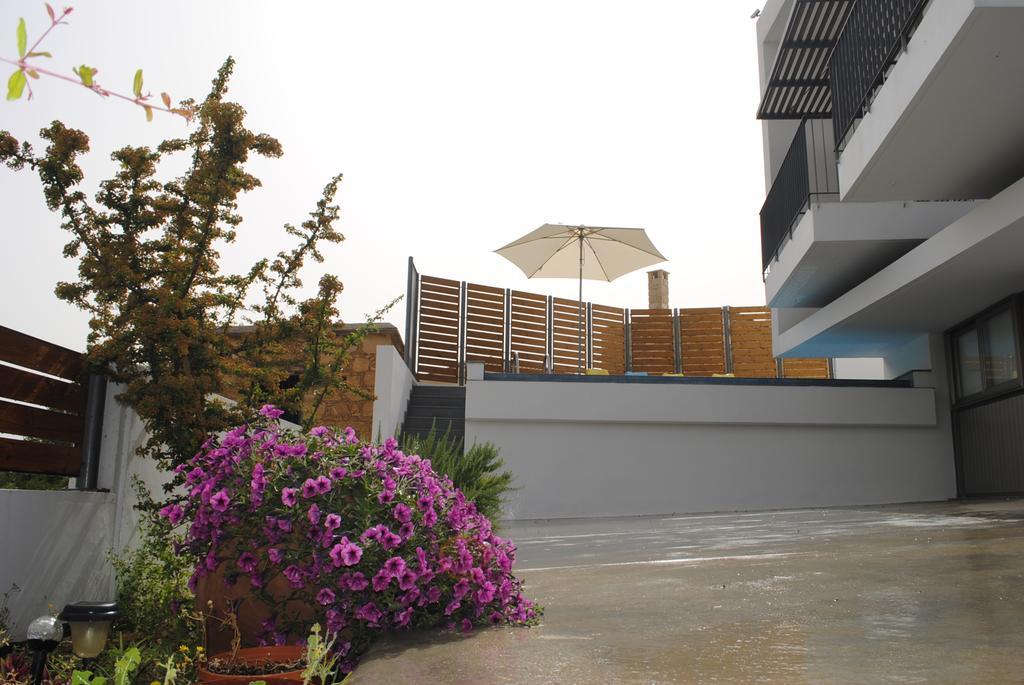 Agnanti Apartments ارغاكه المظهر الخارجي الصورة